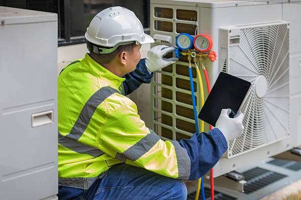 Professional Heat Pump Repair technician working in Hilltown, PA